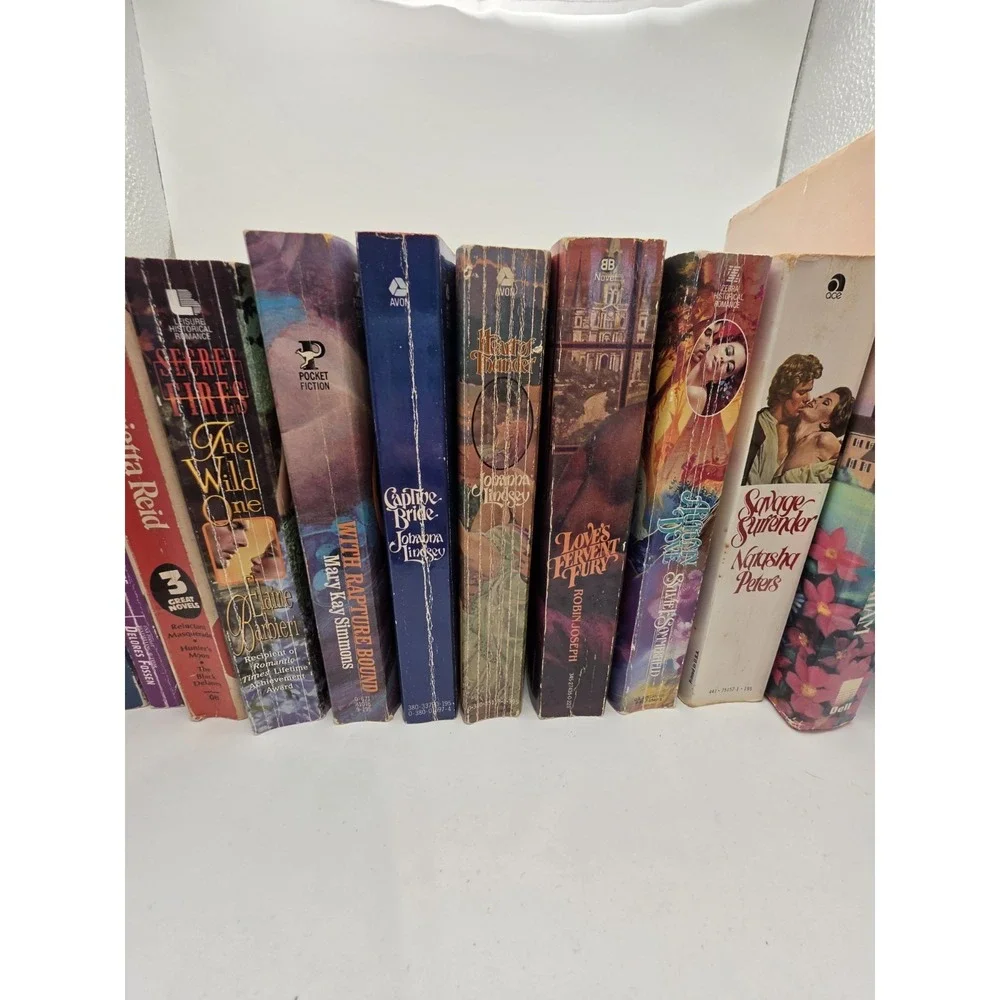Lot Of 13 Vintage Romance Harlequinn Johanna Lindsey Sylvie Sommerfield